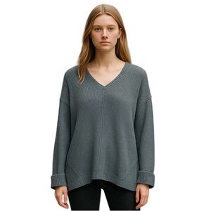 Free People. Slate Blue V-Neck Heavyweight Sweater- Cuffed Long Sleeves- Medium